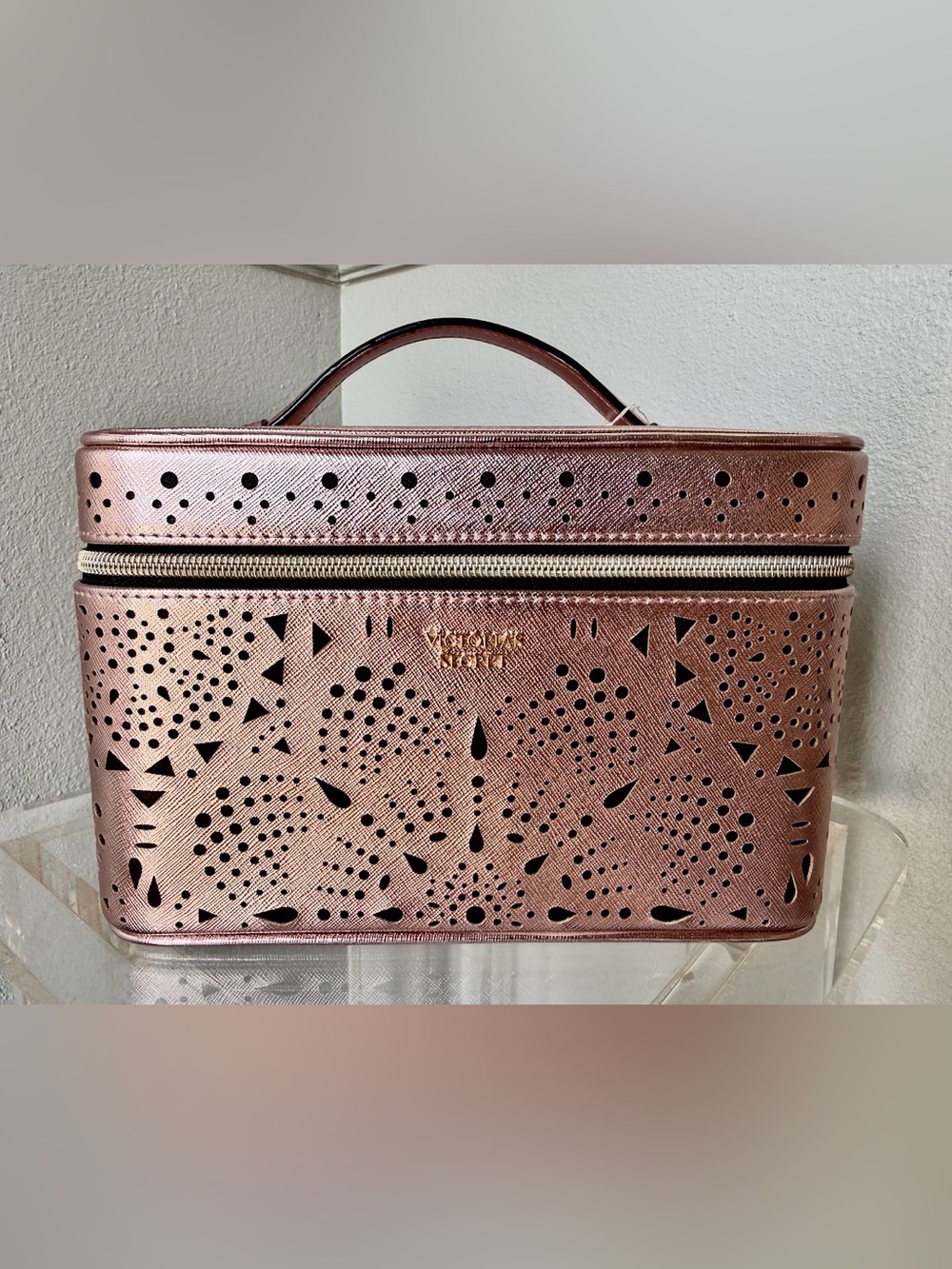 Victoria's Secret Metallic Rose Cosmetic Travel Case. Comes in blk & gold. NWOT